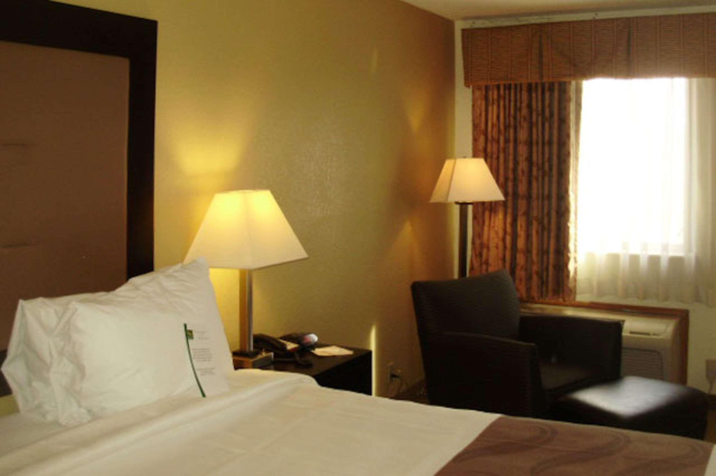 Quality Inn & Suites Florence- Cincinnati South Zewnętrze zdjęcie